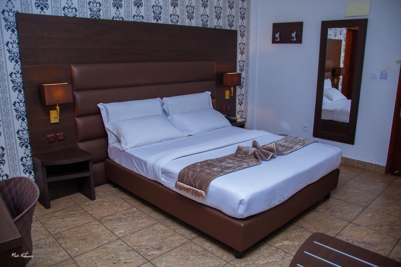 New Heaven Hotel Yaoundé Екстериор снимка