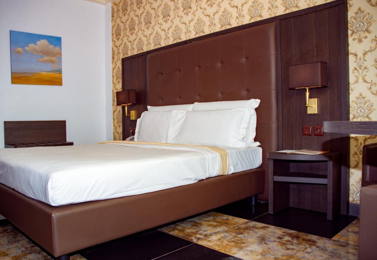 New Heaven Hotel Yaoundé Екстериор снимка