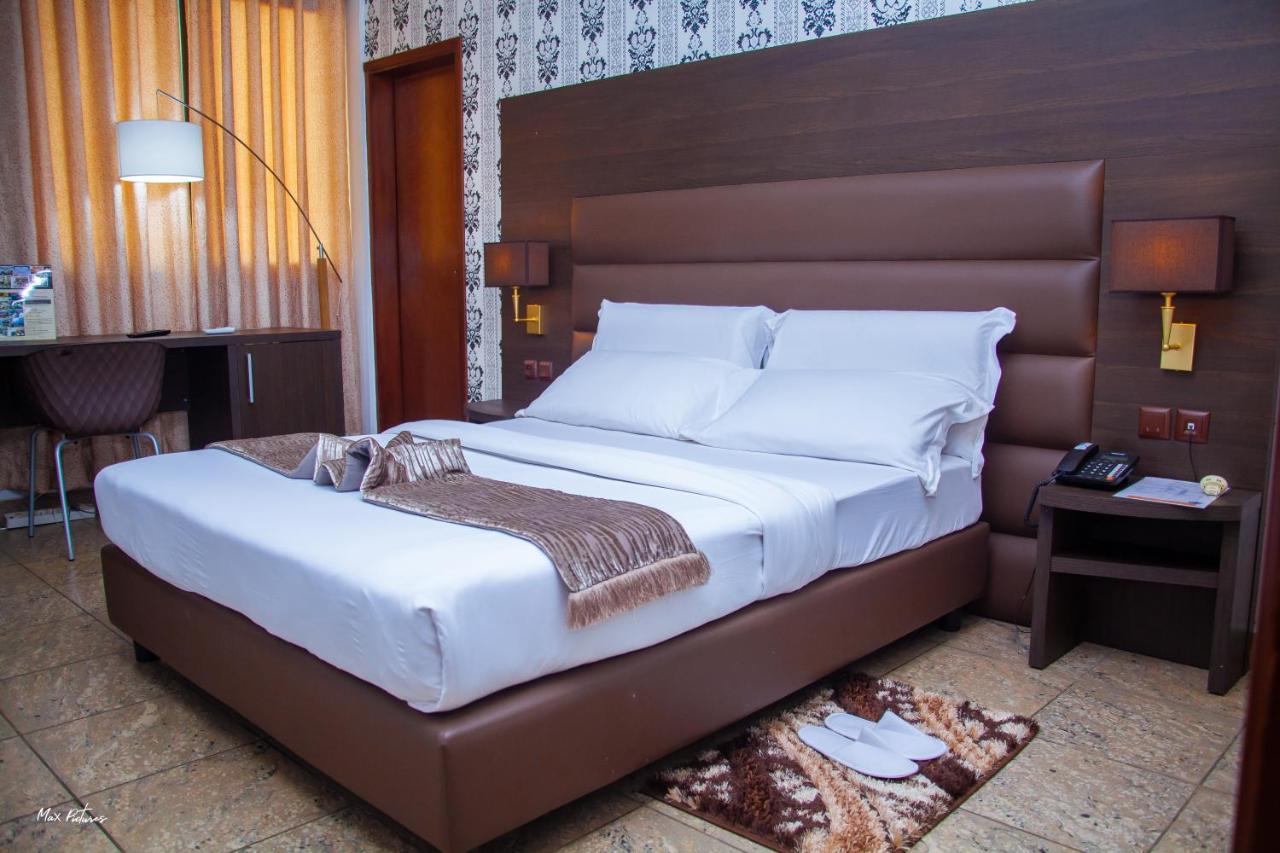 New Heaven Hotel Yaoundé Екстериор снимка